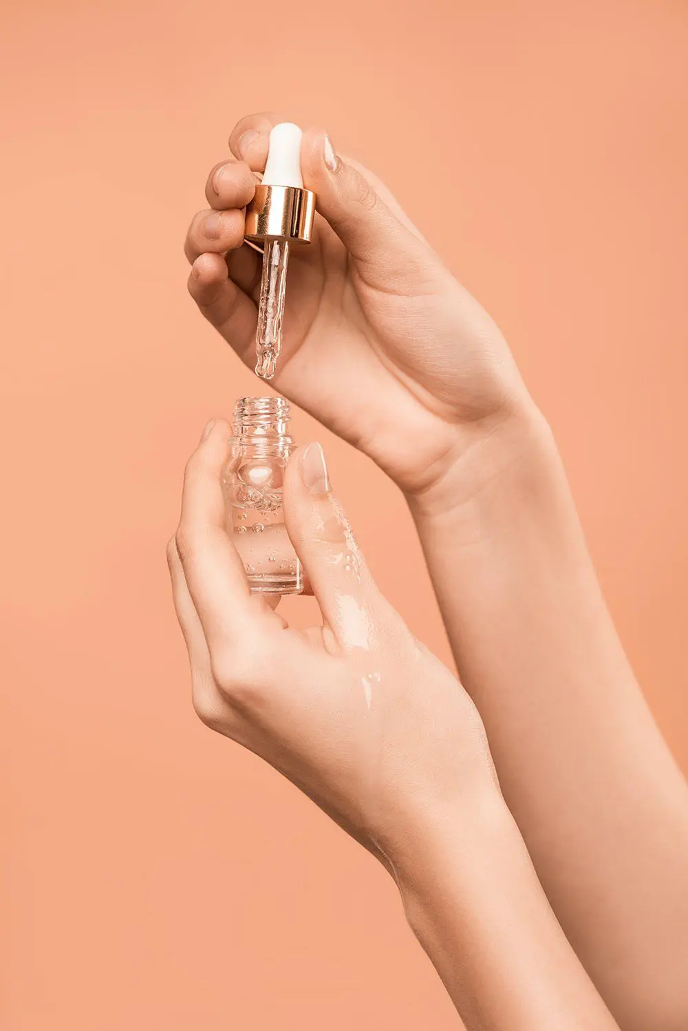 How you can make a natural face serum...that actually works! Skincare Formulation